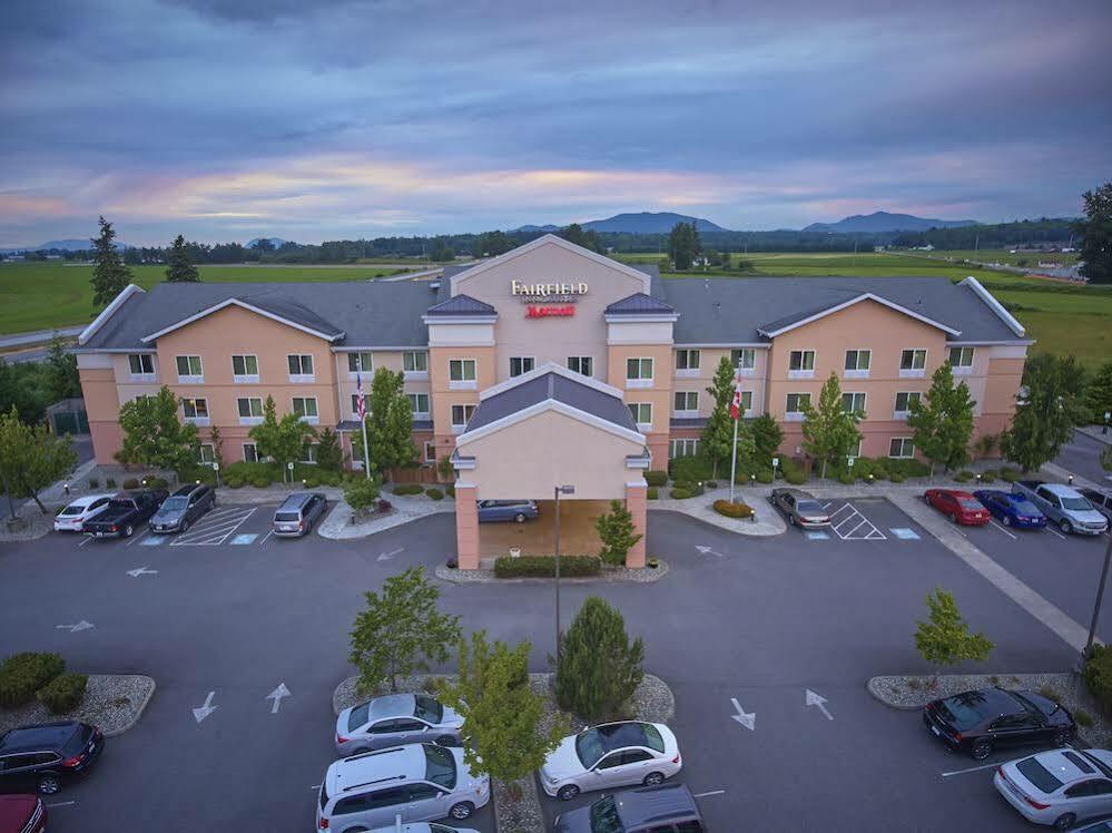 Fairfield Inn & Suites Burlington Exterior foto